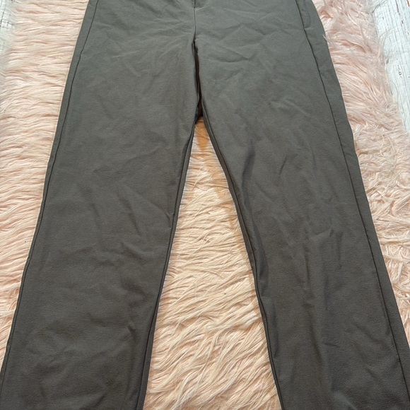 Athleta Wander Slim Straight Crop Pants sz 4 - Picture 4 of 11